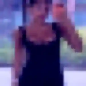 Jennifer, 28 ans, connectée à Quéven pour une rencontre coquine