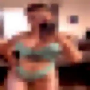 Wendy (22 ans) à Rixheim propose un rencontre sexe maintenant