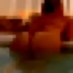Ninon, 43 ans, cherche un rencontre sexe à Roquefort-les-Pins
