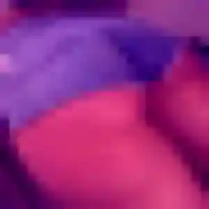 Louisa, 20 ans, cherche un rencontre sexe à Roussillon