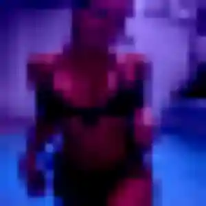 rencontre sexe à Saint-André : photo de Rose-Marie, 20 ans - accès libre