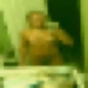 Sexy Isabella, 22 ans à Saint-Cloud - voir sa photo