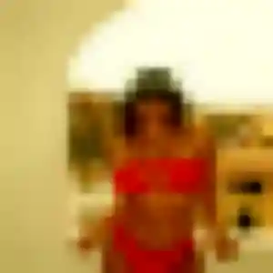 Uranie de Saint-Gilles, 23 ans - rencontre sexe sans prise de tête
