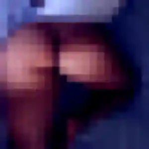 Rejoins Melodie, 22 ans à Saint-Hilaire-du-Harcouët gratuitement
