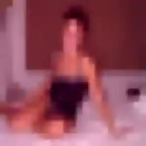Photo exclusive de Ingrid, 36 ans à Saint-Jean-de-Braye - plan discret