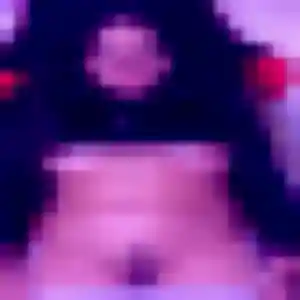 Suzanne, 35 ans, connectée à Saint-Just-Saint-Rambert pour un rencontre sexe