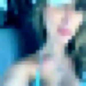 Elvire, 27 ans, disponible à Saint-Nicolas-de-Port pour un rencontre sexe