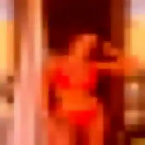 Gladys (27 ans) à Saulx-les-Chartreux propose une rencontre ce soir