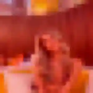 Rejoins Capucine, 29 ans à Simiane-Collongue en privé