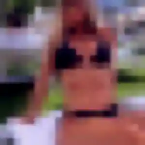 Axelle (22 ans) à Thouaré-sur-Loire propose une rencontre rapidement