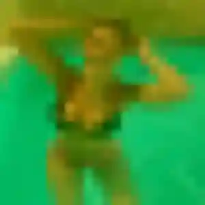 Regine (27 ans) à Toulon attend une rencontre rapidement