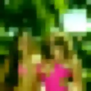 Zina, 27 ans, en ligne à Toulouges pour une rencontre coquine