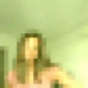 Flavia, 25 ans, cherche un rencontre sexe à Ussel