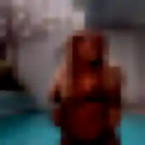 Urielle, fille de 28 ans cherche rencontre sexe à Valdahon