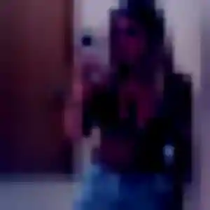 Noura, 29 ans, disponible à Valenciennes pour une rencontre coquine