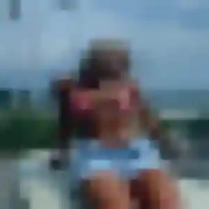Leana de Vern-sur-Seiche, 28 ans - rencontre sexe discret