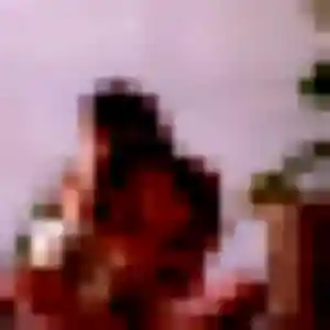 Contacte Eleonore, 21 ans à Vert-Saint-Denis en privé